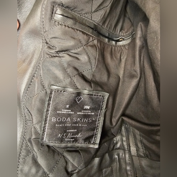 Boda Skins Black Jacket for Men - Picture 7 of 9